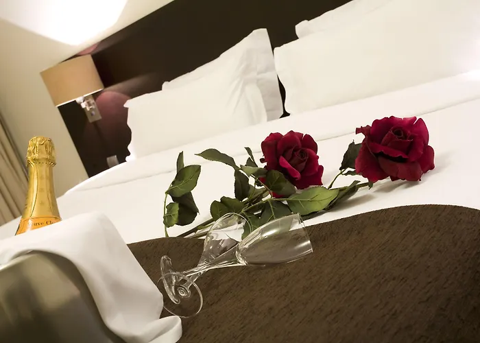 فندق Conde De 4*